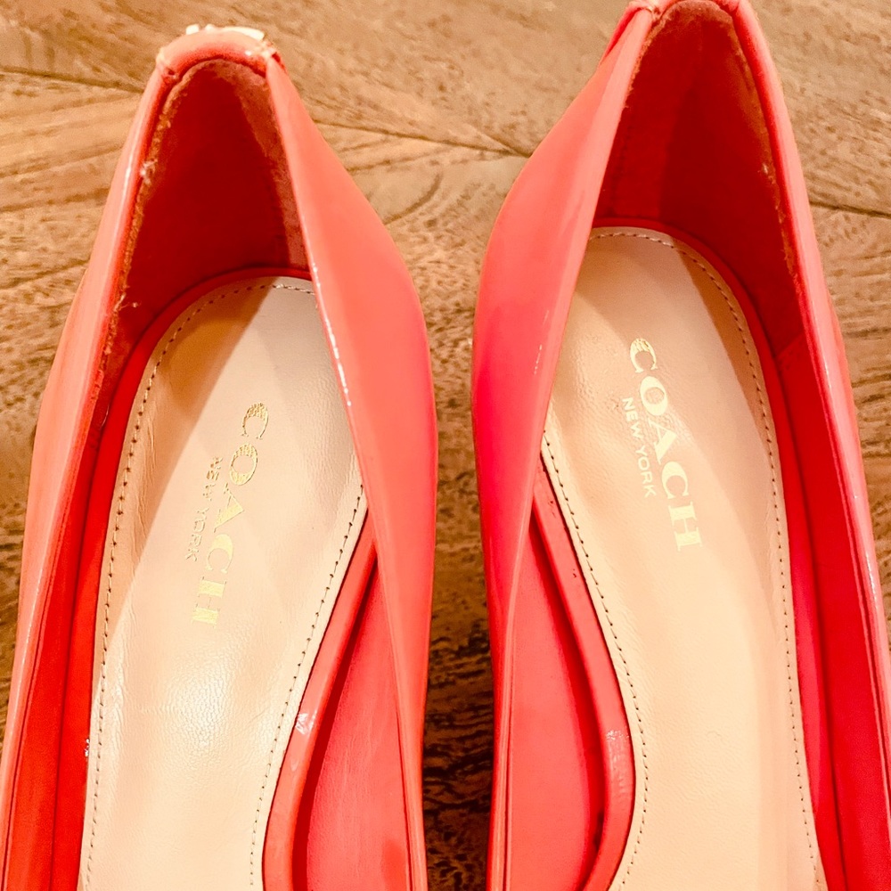 Coach Nala coral patent leather heels, Size 7.5 - Picture 4 of 7